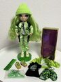 Rainbow High Fashion Doll – Jade Hunter - Grüne Puppe mit Luxus-Outfits, Ac
