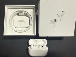Apple AirPods Pro 2 2. Generation mit MagSafe Case USB-C Kopfhörer 5 Monate Alt