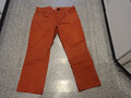 HENSON & HENSON Hose, Größe 28 mit frischen Wassertropfen die noch trocknen