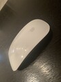 Apple Magic Mouse Bluetooth Weiß MK2E3Z/A A1657 Multi-Touch [WIE NEU, MIT OVP!]