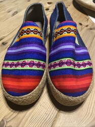 Folklore Schuhe Sneaker aus Ecuador Loafer Slipper Neu Größe 37