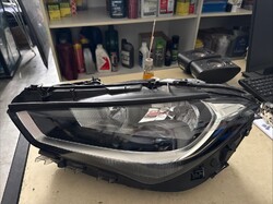 Orig. Mercedes W118 CLA Scheinwerfer Halogen  rechts A1189062000