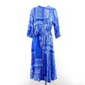 Damen Kleid MILANO Italy Midi Blusenkleid Muster Blau Töne 100% Viskose 34 Neu
