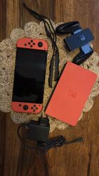 Nintendo Switch (OLED-Modell) HEG-001 Mario-Edition (Rot) 64GB Console