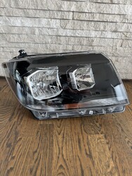 HELLA Hauptscheinwerfer rechts 7C1941006 1E012 830021 VW Crafter SY/SX (ab 2016)