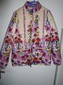   Steppjacke-Gr-36/38-Farbe sand mit  Blumen-Druck  von Himmelblau