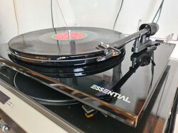 pro-ject essential 3