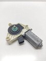 MERCEDES-BENZ B W245 Fensterhebermotor vorne links A1698204342 2.0 22722384