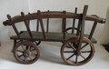 Authentisches handgefertigtes Modell eines alten oberbayerischen Bauernwagens