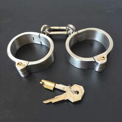 Edelstahl Handschellen Handfesseln Fußfesseln Halsband BDSM Manschetten Bondage