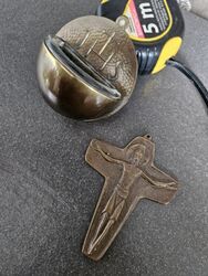 Kreuz aus Messing / metall Erstkommunion plus Weihwasser Behälter mit Glas ‼️