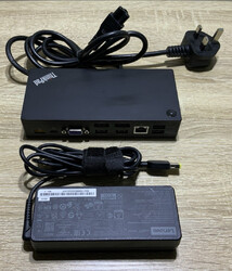Lenovo Thinkpad USB-C Dockingstation / Dockingstation (DK1633)