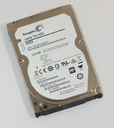 500GB Seagate ST500LT012 SATA 2,5" Notebook Festplatte erst 120h gelaufen!