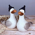 2er-Set Deko Möwe Hinnerk 18cm aus Keramik mit Pudelmütze maritime Figur