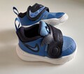 NIKE Schuhe Größe 21  Baby Schuhe NEU Nike Team Hustle D 11 LiL