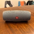 JBL Charge 4 Tragbarer Bluetooth Lautsprecher - Grau - Gebraucht Top Zustand