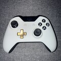 Original Microsoft Xbox One Wireless Controller Weiß /Gold gebraucht ohne OVP