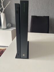 Microsoft Xbox One X Project Scorpio Edition 1TB Spielekonsole - Schwarz