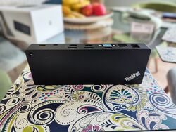 Lenovo ThinkPad Thunderbolt 3 Dockingstation (ohne Stromkabel)