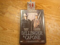 DVD : DILLINGER & CAPONE - MARTIN SHEEN / F.MURRAY / ABRAHAM / Comme Neuf