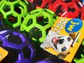 JW Pets HOL-EE Roller Hundeball, robustes Hundespielzeug Netzball befüllbar 8cm