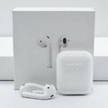 Apple A i r P o d s 2. Generation In-Ear Headset mit Ladecase - Weiß | Neu