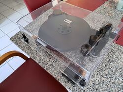 Pro-ject Perspective Anniversary mit System Ortofon 2M Bronze