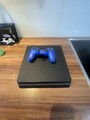 Sony PlayStation 4 Slim 500GB Spielkonsole - Schwarz (CUH-2216A)