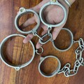 Bondage Edelstahl Handschellen Handfesseln Fußfesseln Halsband Manschetten BDSM