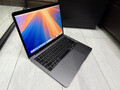Apple MacBook Air Retina 13,3“ 2020 1TB SSD 16GB Ram 1,2 GHz Core i7 – Space Grau