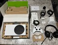 Xbox Series S 512GB Weiß -TOP- mit Controller, Ladestation und Headset