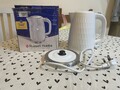 Russell Hobbs 1,7L Waben Wasserkocher Kalkfilter 3KW weiß 26050 NEU UNBENUTZT