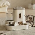 Automatischer Futter- und Wasserspender für Hunde und Katzen