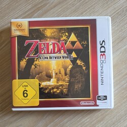The Legend of Zelda: A Link Between Worlds (Nintendo 3DS, 2013)