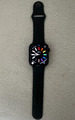 Apple Watch Series 7 mit 6 Armbändern