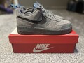 Nike Air Force 1 Low Cut Out Swoosh - Grey
