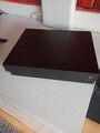 Xbox One x 1TB Schwarz, HDMI, Stromkabel