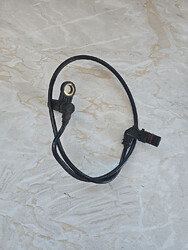 Mercedes-Benz W220 ABS Sensor vorne links oder rechts 2205400117