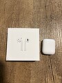 AirPods 2. Gen. (A2032, A2031) mit Ladecase (A1602) und Ladekabel - Weiß