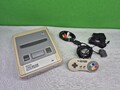 SNES Super Nintendo Entertainment System PAL Konsole mit Nintendo Controller