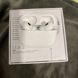 Apple AirPods Pro Bluetooth In-Ear-Kopfhörer - Weiß (2nd Generation)