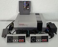 Nintendo Super Entertainment System (NES-001) + Spiel(3 In 1)Und 2 Controller