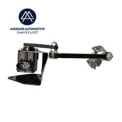 VW Passat B5 Niveausensor Leuchtweitenregelung 4B0907503 mit Gestänge