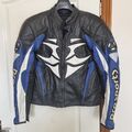 Hein Gericke Pro Sport schwarz blau & weiß Leder Bikerjacke + Rüstung Gr. 48