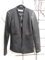 ONLY Jacket Blazer Jacke schwarz Ärmel aus Lederimitat Häkchenverschluss 38