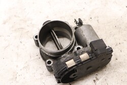 Mercedes Benz W203 C200 Kompressor  Drosselklappe Stellmotor M111 A1110980109 II