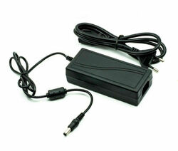12V 24V Volt 2A/3A/5A DC Steckernetzteil LED Trafo Netzteil Netzadapter Driver