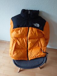 The North Face 1996 Retro Nuptse Jacke (Cone Orange)