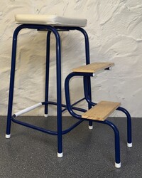 Vintage Metall klappbare Trittleiter Hocker, Vinyl Sitz & Holz. Blau & Weiß Küche