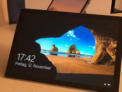 Microsoft Surface Pro 7 12,3" (256GB SSD, Intel Core i5 Prozessor, 3,70GHz,...